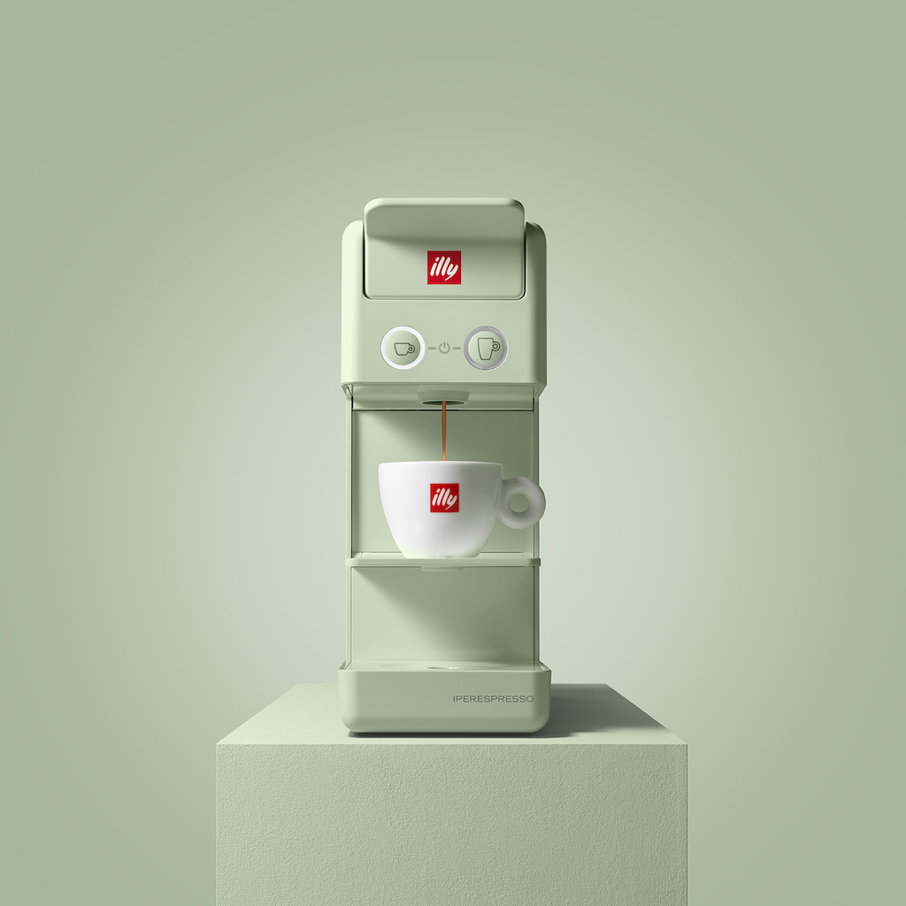 The illy coffee machine by Piero Lisoni:  a touch of freshness in the interior!