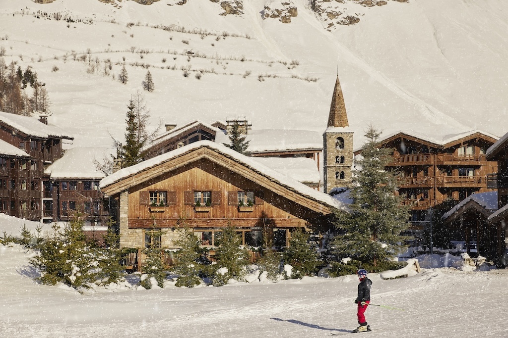 Elevated Elegance: A Discreet Alpine Retreat at Chalet Schuss in Val D’Isère