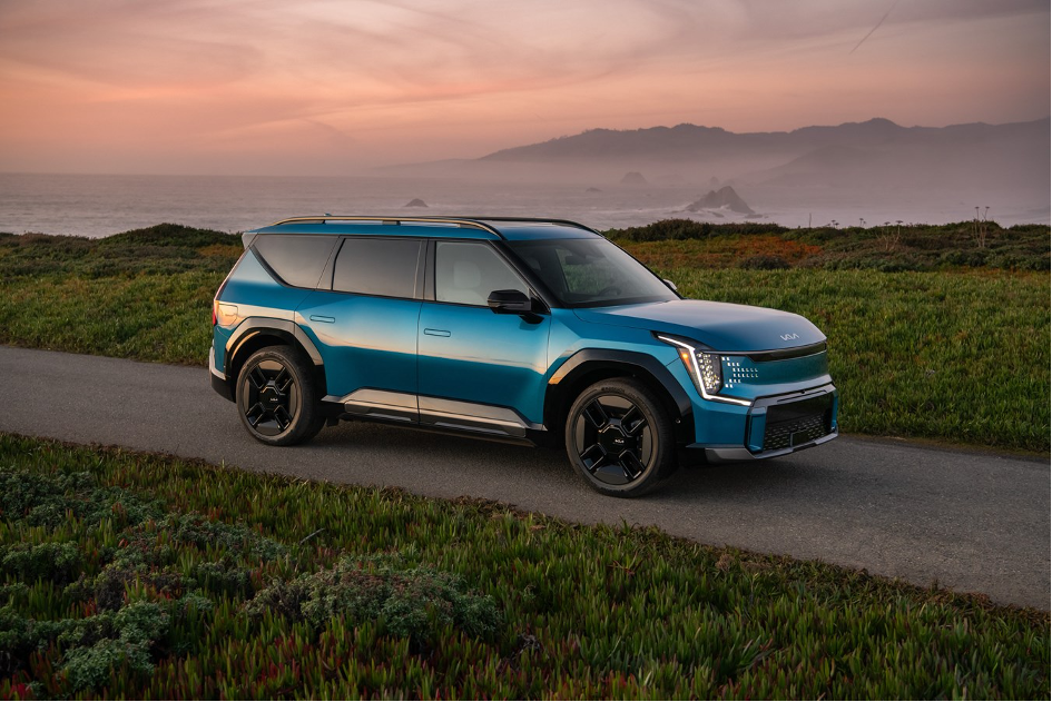 KIA EV9: KIA Strikes Hard with This Behemoth