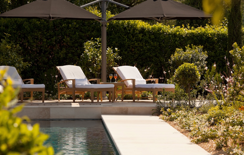 A Tranquil Escape at Domaine du Mas de Pierre