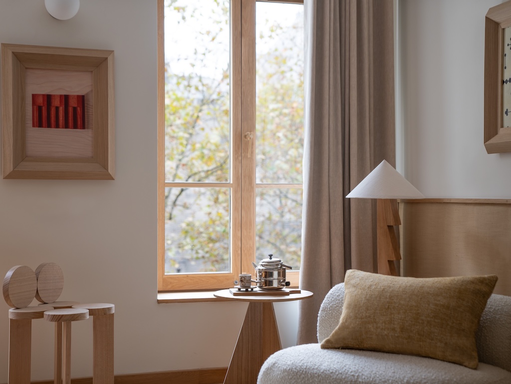 Élysée Montmartre Hôtel: A Boutique Stay in the Heart of Pigalle