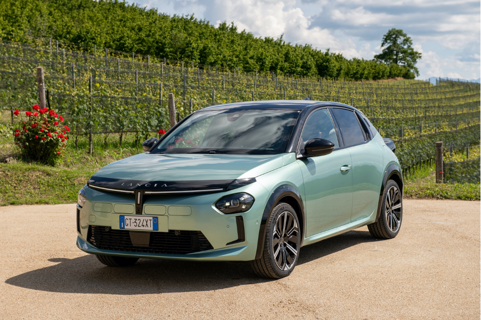 Lancia Ypsilon 2024: What Did We Think of Its Big Comeback?