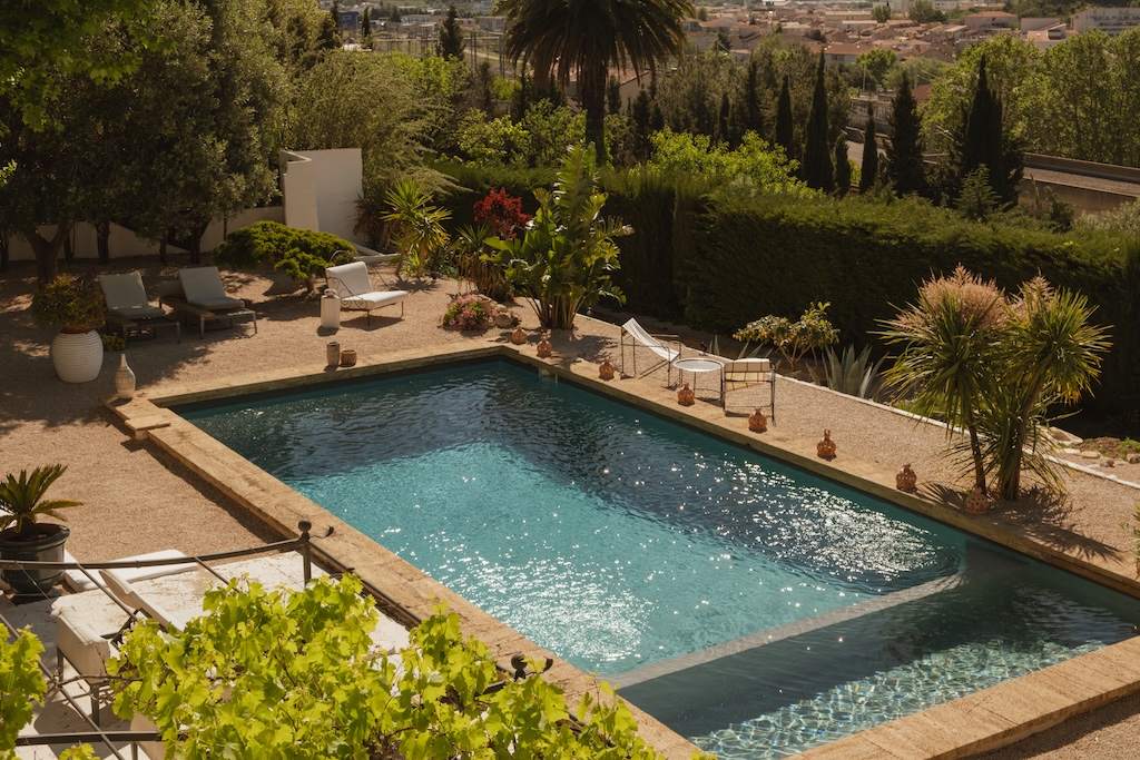Where the Sun Tastes Better: A Summer Table Above the Sea