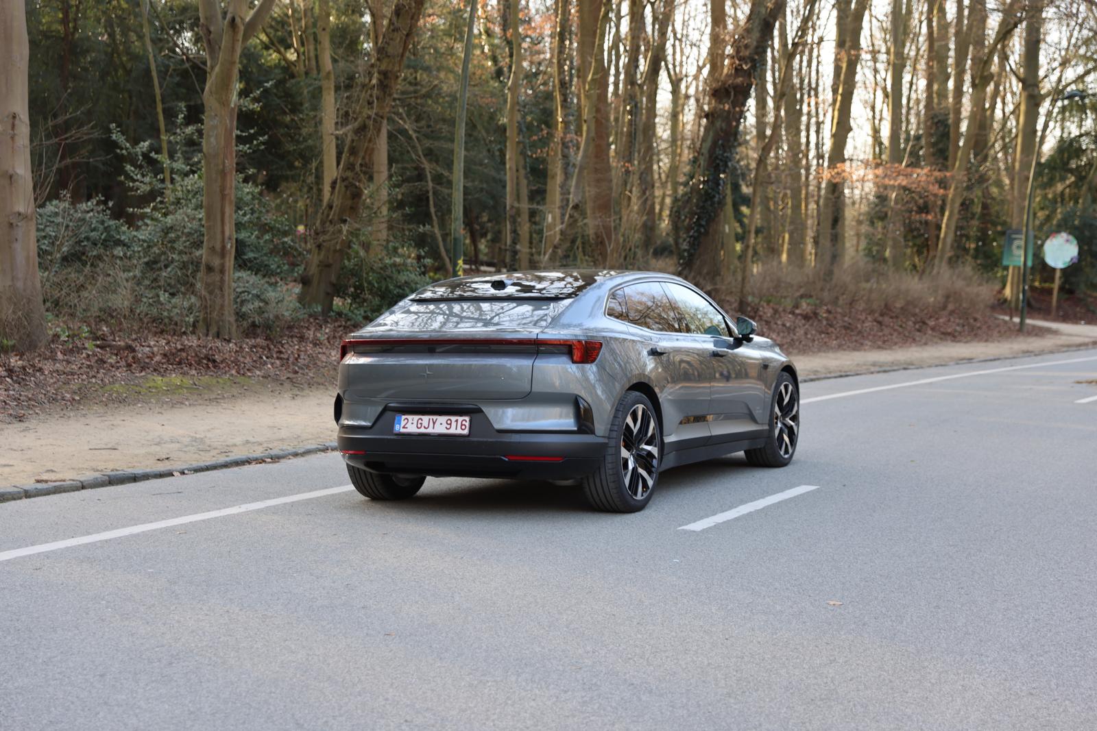 Polestar 4 Long Range Dual Motor: Scandinavian elegance at full power