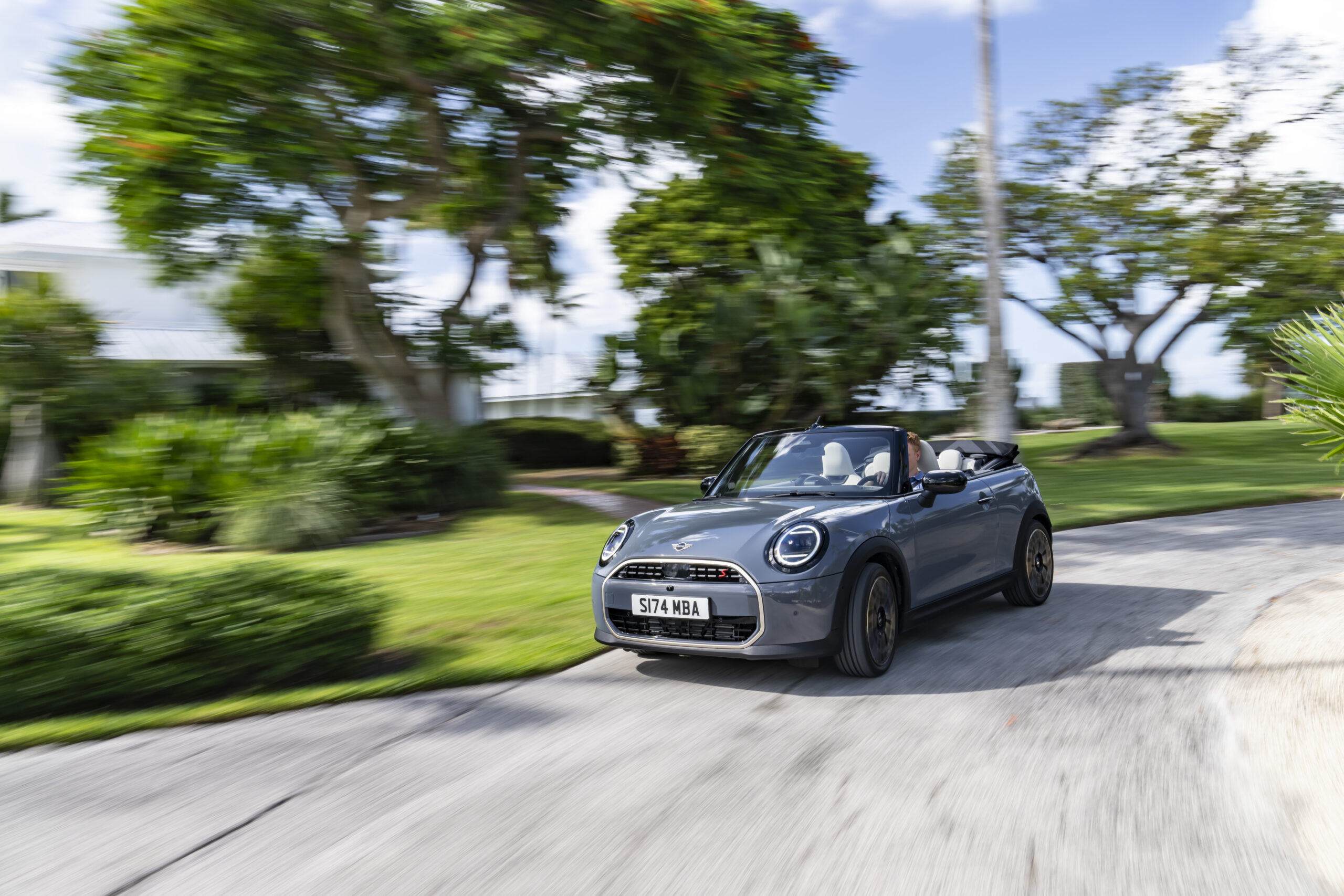 Mini Cooper Cabrio : Open air pleasure